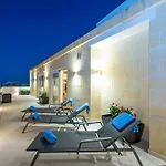 C4 Retreats Gozo 게스트하우스 4*