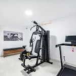 C4 Retreats Gozo 게스트하우스 자프라