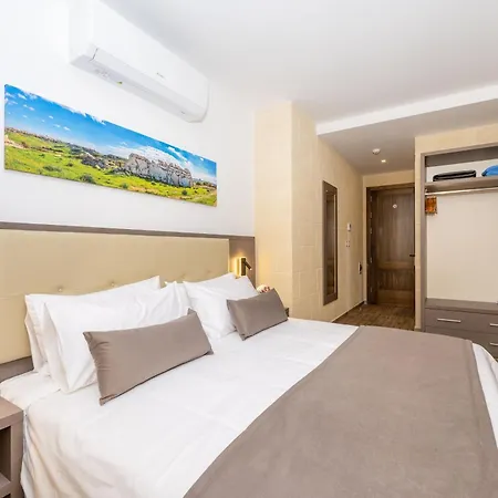 Guest house C4 Retreats Gozo