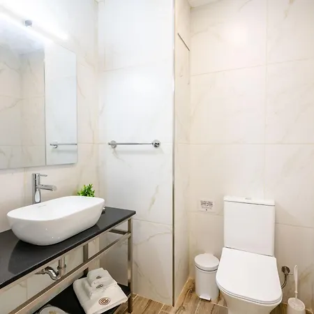Guest house C4 Retreats By Georges Boutique Living Xaghra