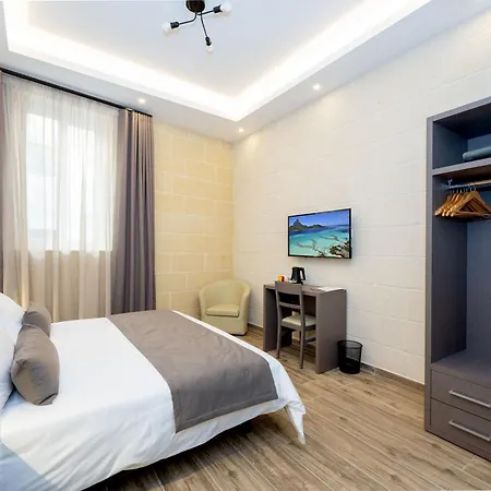 C4 Retreats By Georges Boutique Living Guest house