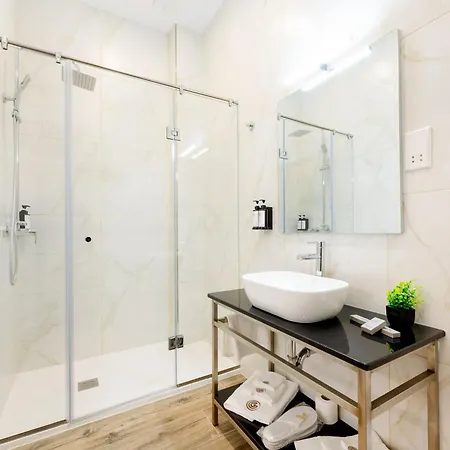 Guest house C4 Retreats By Georges Boutique Living Xaghra