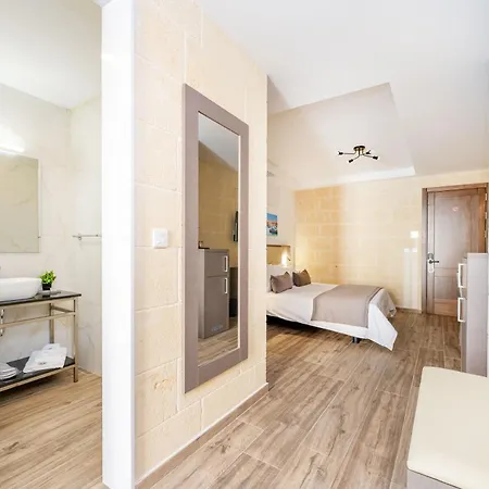 C4 Retreats By Georges Boutique Living Guest house *