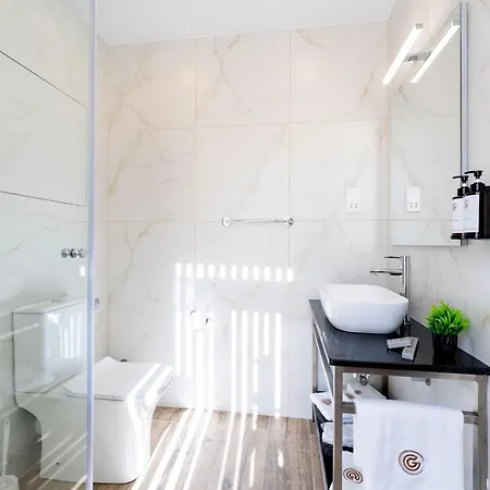 Guest house C4 Retreats By Georges Boutique Living *