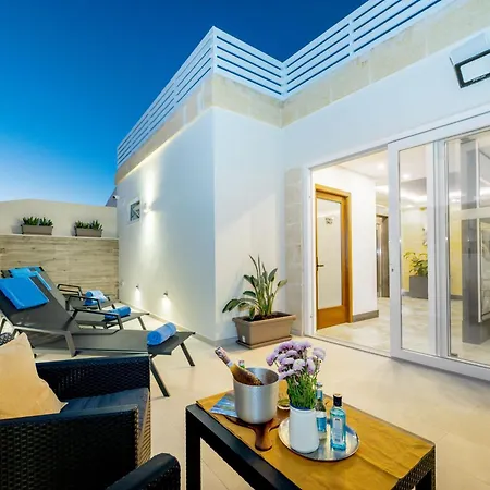 C4 Retreats By Georges Boutique Living Guest house