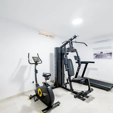 C4 Retreats Gozo 게스트하우스 자프라