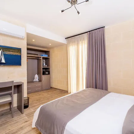 C4 Retreats Gozo 4* 자프라